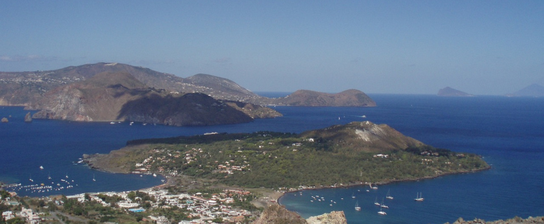 charter eolie