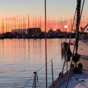 cena in barca a vela